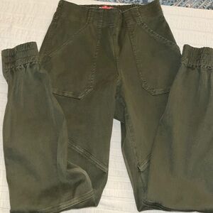 Stretch twill cargo jogger